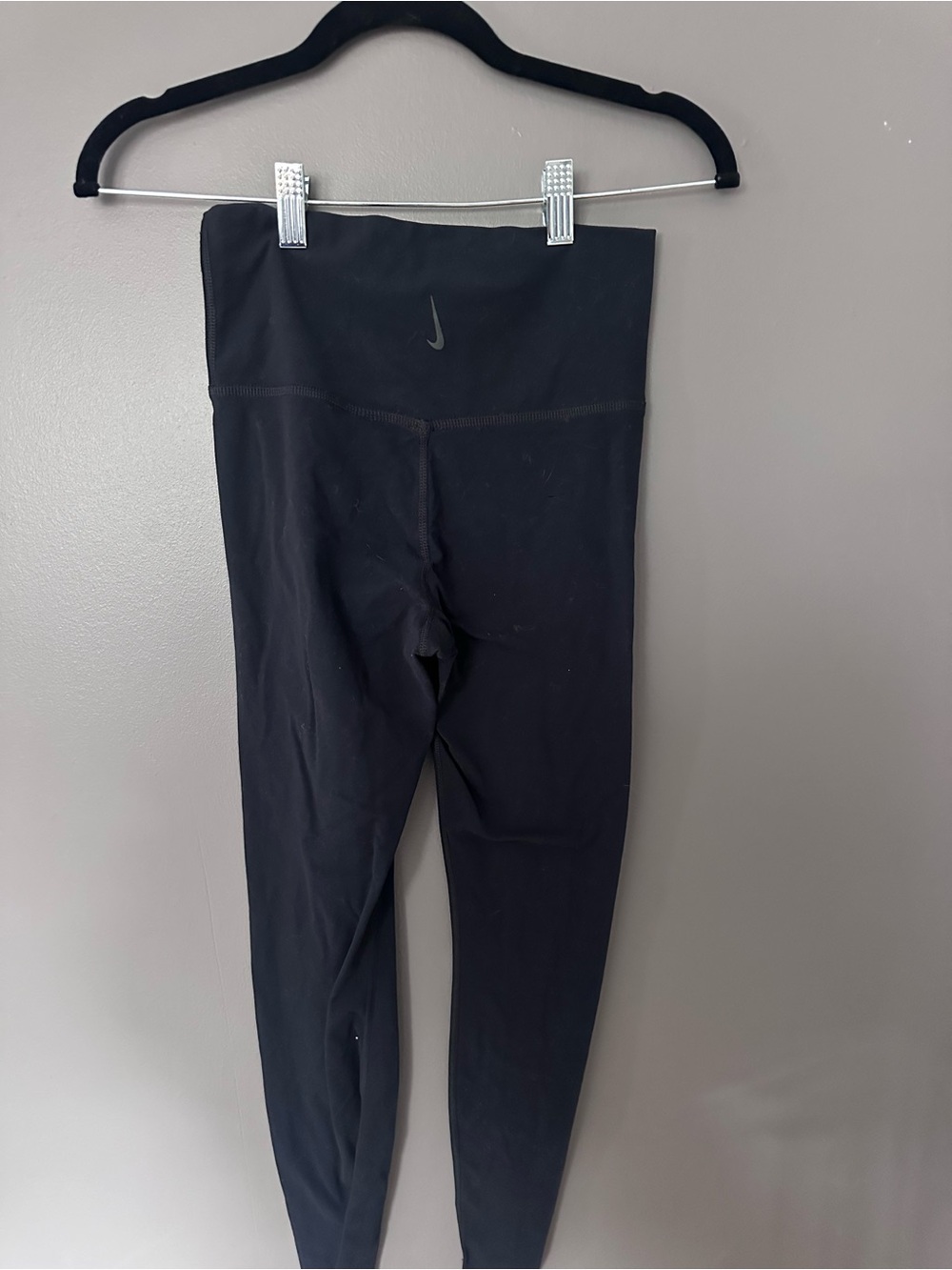 Nike Yoga Black High-Rise Compression Leggings